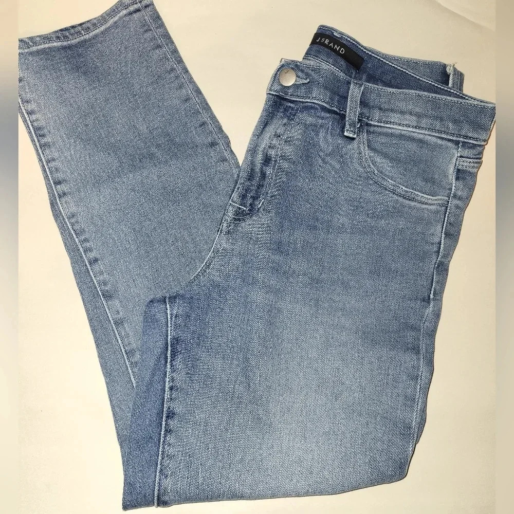J BRAND Light Wash Straight Leg High‎ Waist Cropped Length Jeans Size 27